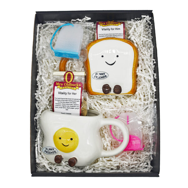 Mrsoldbuckspantryvalentinestealoverhamperfront